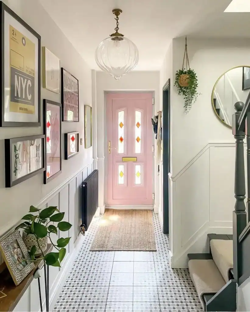 Small Hallway Decorating Ideas 10
