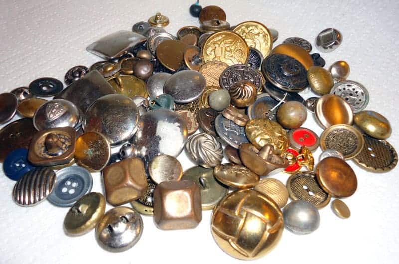 Vintage Button Guide Ways To Indentify Antique Buttons