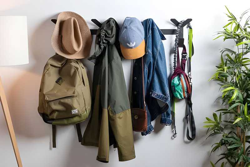 Hangingupcoatsbagsrightaway