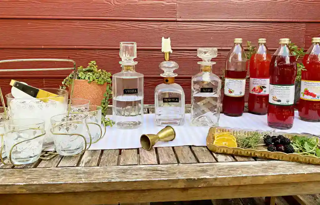 Interactive Diy Cocktail Station