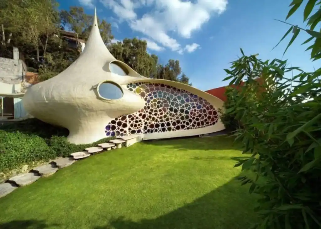 The Nautilus House (mexico City, Mexico)