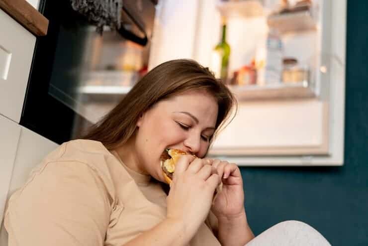 Woman With Eating Disorder Trying Eat Fast Food 23 2149243003