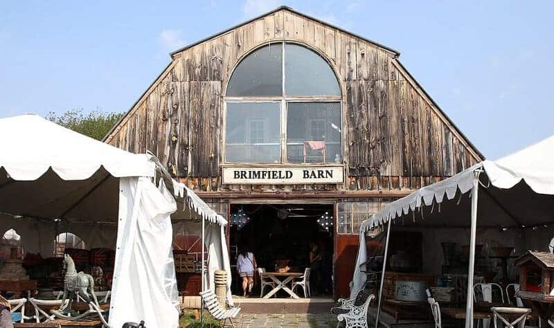 Brimfield Antique Show - Brimfield, Massachusetts, Usa