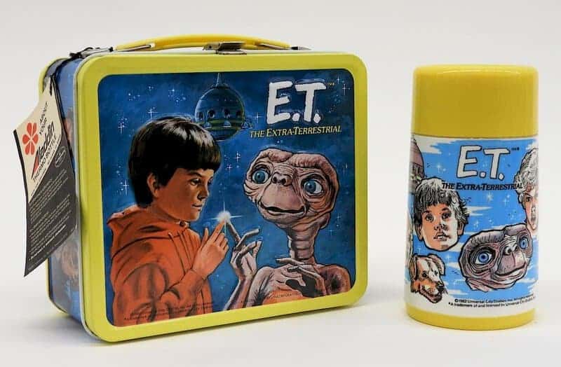 25 Retro Lunchboxes That’ll Take You Right Back to Your School Days