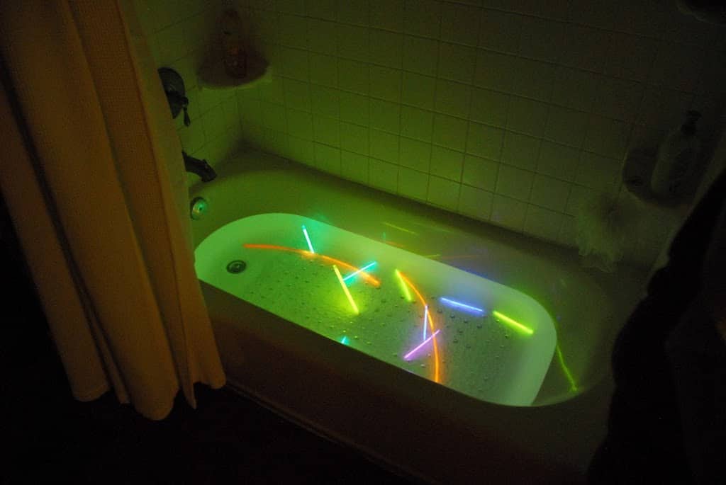 Glow Stick Bathtime 2012 2 1 0003