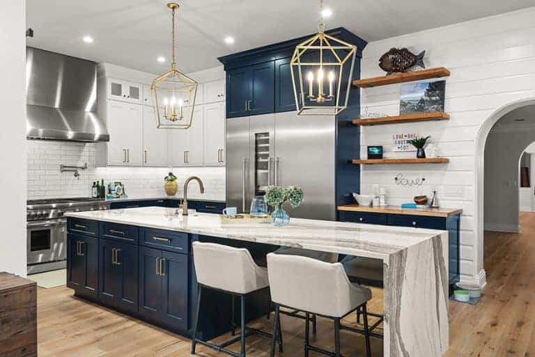 Two Toned Island For Contrast