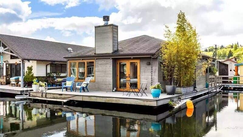 Floating Homes