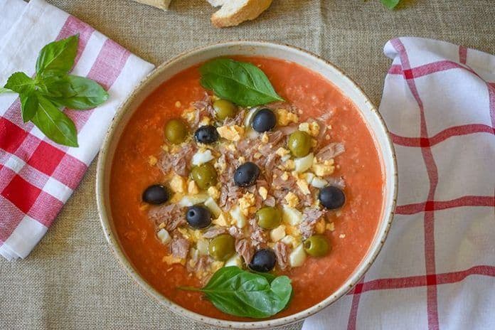 Receta gazpacho 696x464