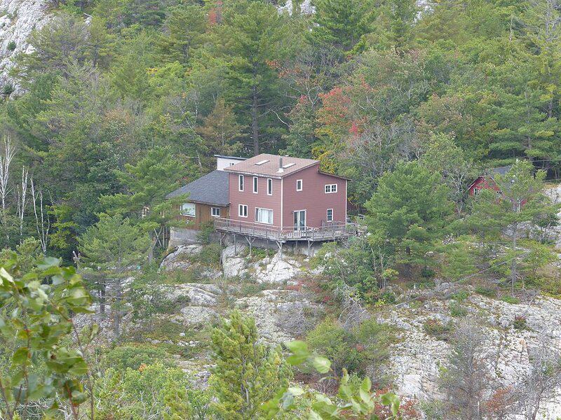 7. Homes on Cliffs