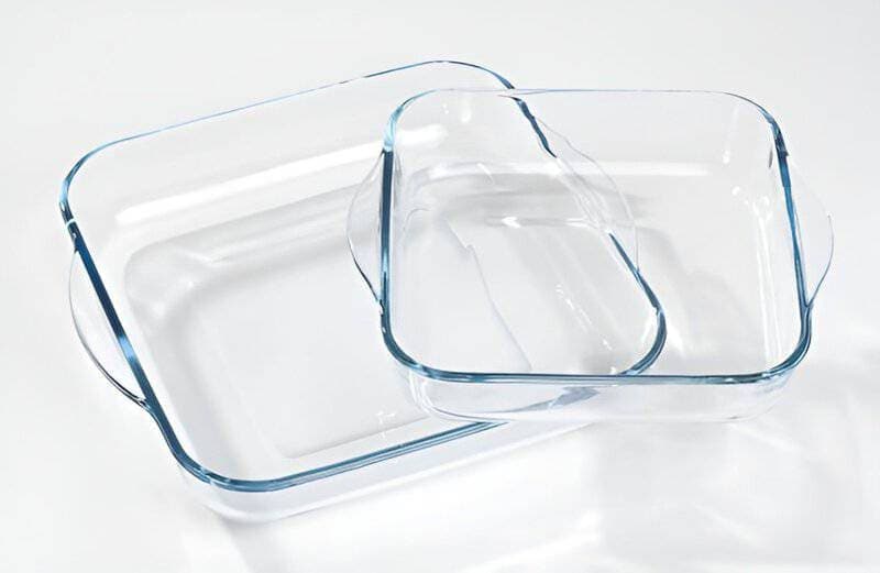 1. Pyrex Glass Bakeware