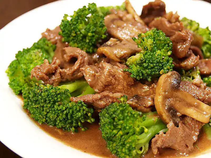 Beef and brocolli in oyster sauce1