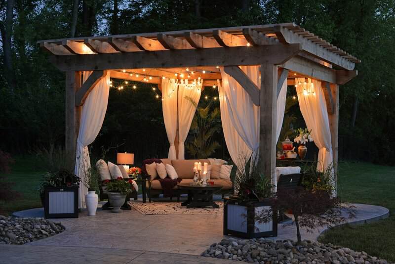 The Secret to Making Your Outdoor Space So Cozy, You’ll Forget You Have an Indoor Living Room