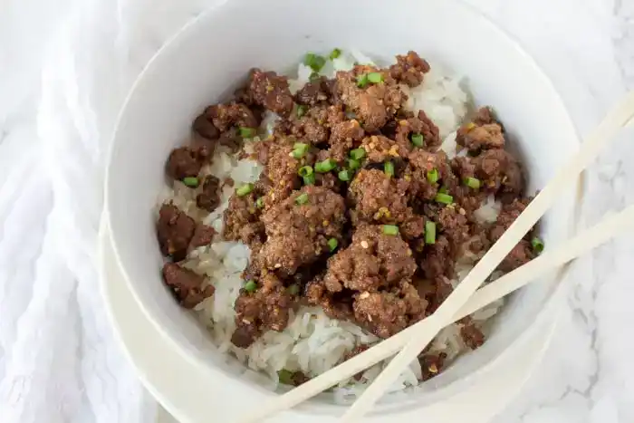 Easy korean beef rice bowl 2 700x467