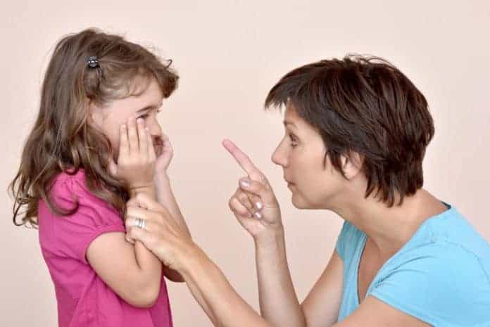 Education enfants madagascar gronder 696x465