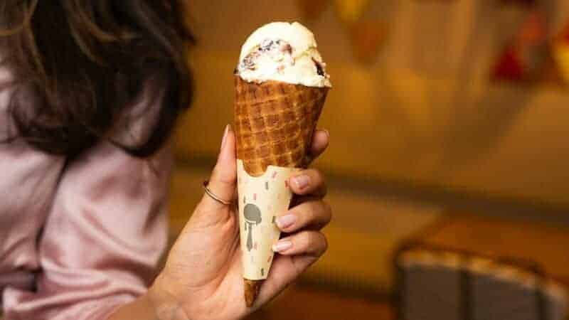 9. Hold the Cone! Mini Ice Cream Cones