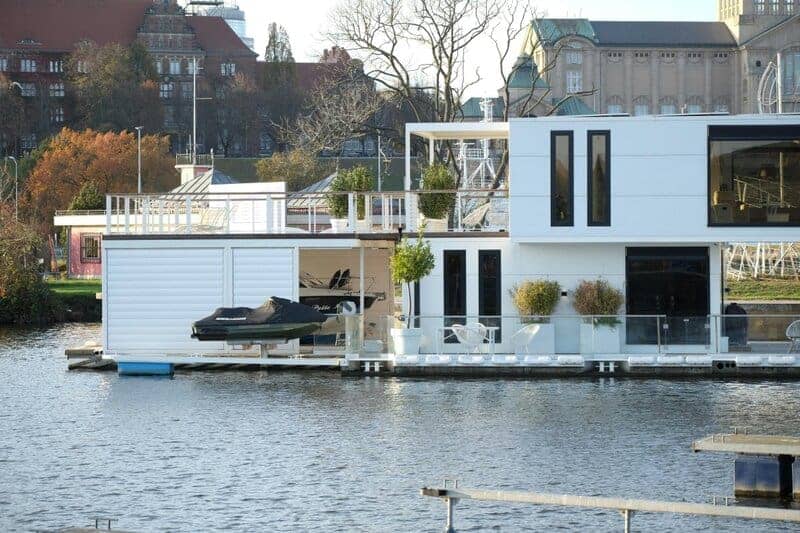 9. Floating Homes