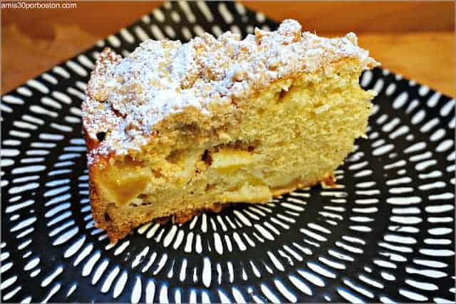 Plato bizcocho manzanas especias apple spiced cake