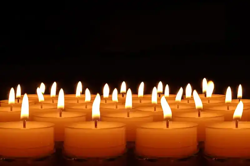 Candles 492171 960 720